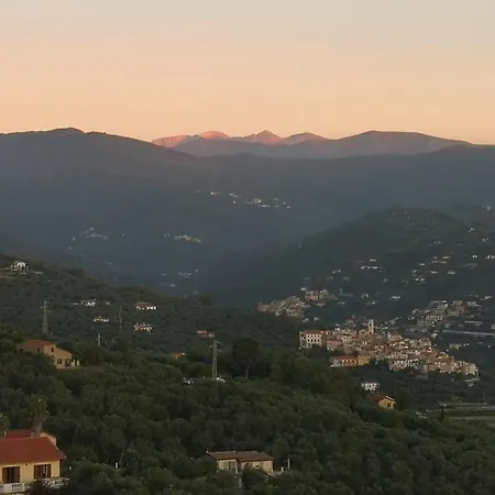 Casa Leonardo A Poggi Imperia