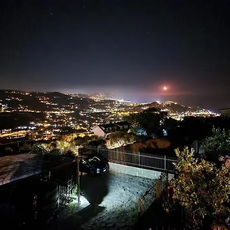 Casa Leonardo A Poggi * Imperia