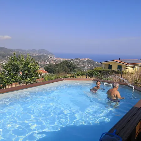 Casa Leonardo A Poggi Imperia