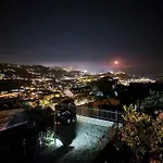 Casa Leonardo A Poggi * Imperia