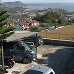 بيت للعطل Casa Leonardo A Poggi