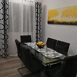 Casa Leonardo A Poggi Holiday home *