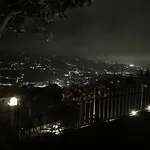 Casa Leonardo A Poggi * إمبيريا