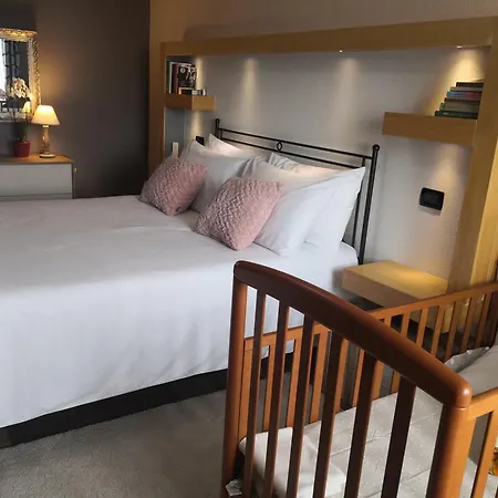 Casa Leonardo A Poggi Imperia