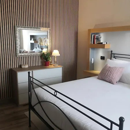 Nyaraló Casa Leonardo A Poggi Imperia