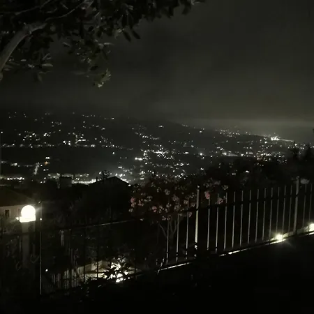 Casa Leonardo A Poggi * Imperia