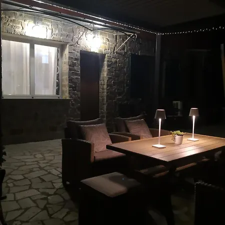 بيت للعطل Casa Leonardo A Poggi