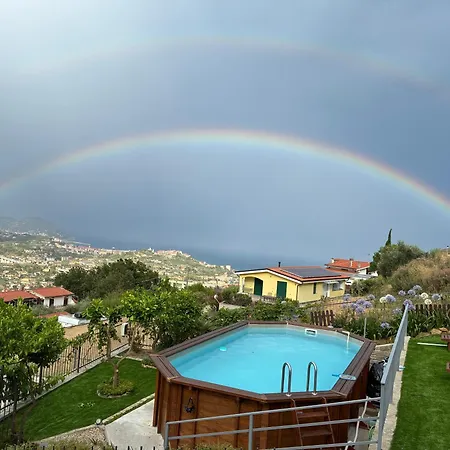 Casa Leonardo A Poggi بيت للعطل إمبيريا