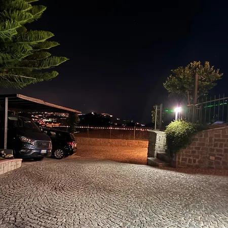 Casa Leonardo A Poggi إمبيريا