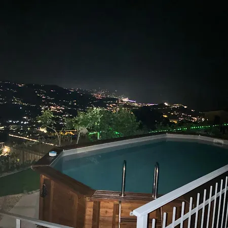 Casa Leonardo A Poggi بيت للعطل