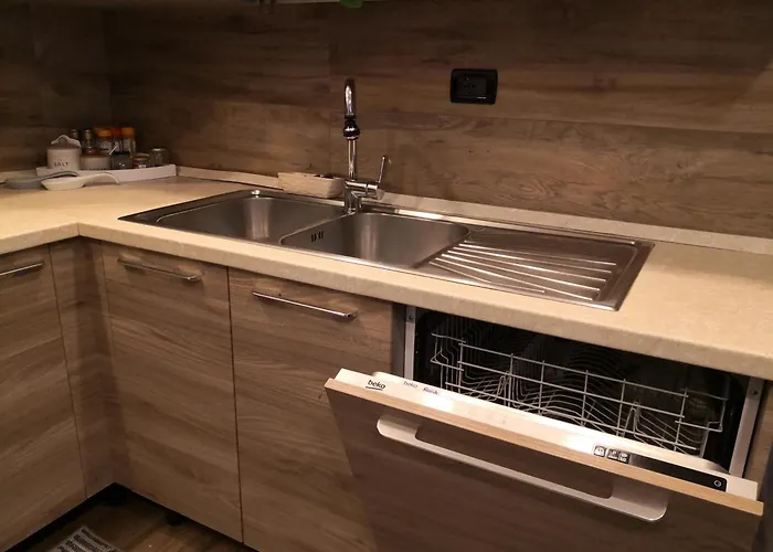 Casa Leonardo A Poggi Imperia