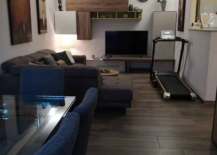 Casa Leonardo A Poggi בית נופש *
